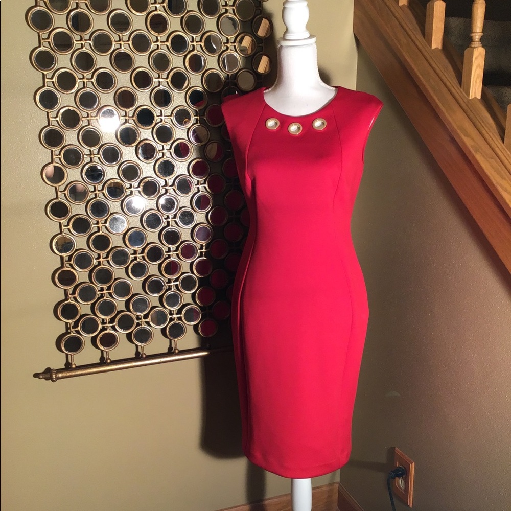 Beautiful Calvin Klein Red Dress. - Picture 5 of 6